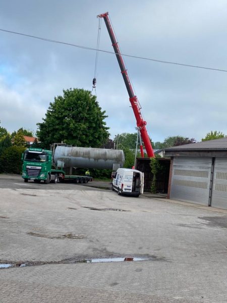 28.05.21 - Abbau der alten Tankstelle